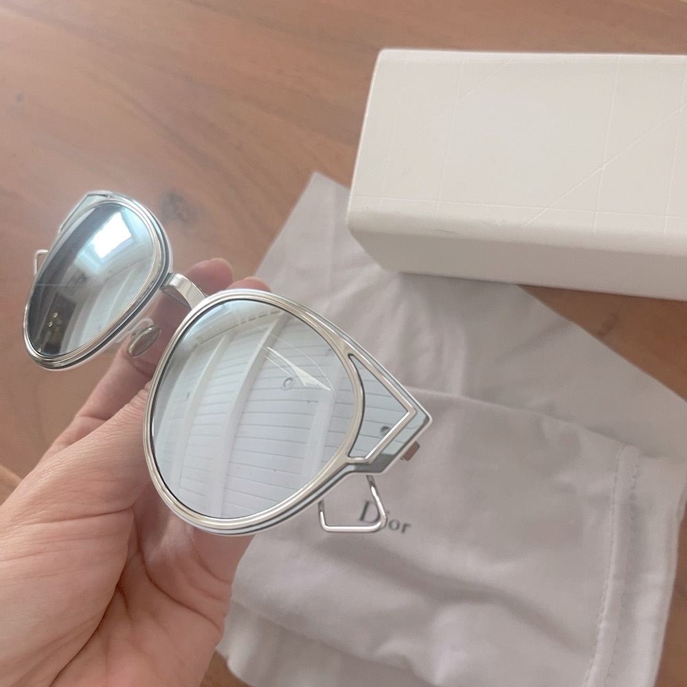 DiorSculpt mirrored Sunglasses - Picture 5 of 12
